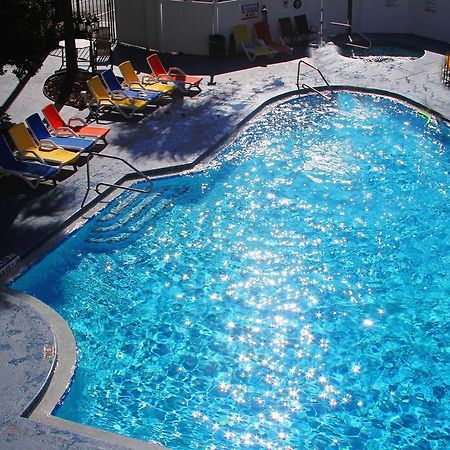 Ramada By Wyndham Kissimmee Downtown Hotel Ngoại thất bức ảnh