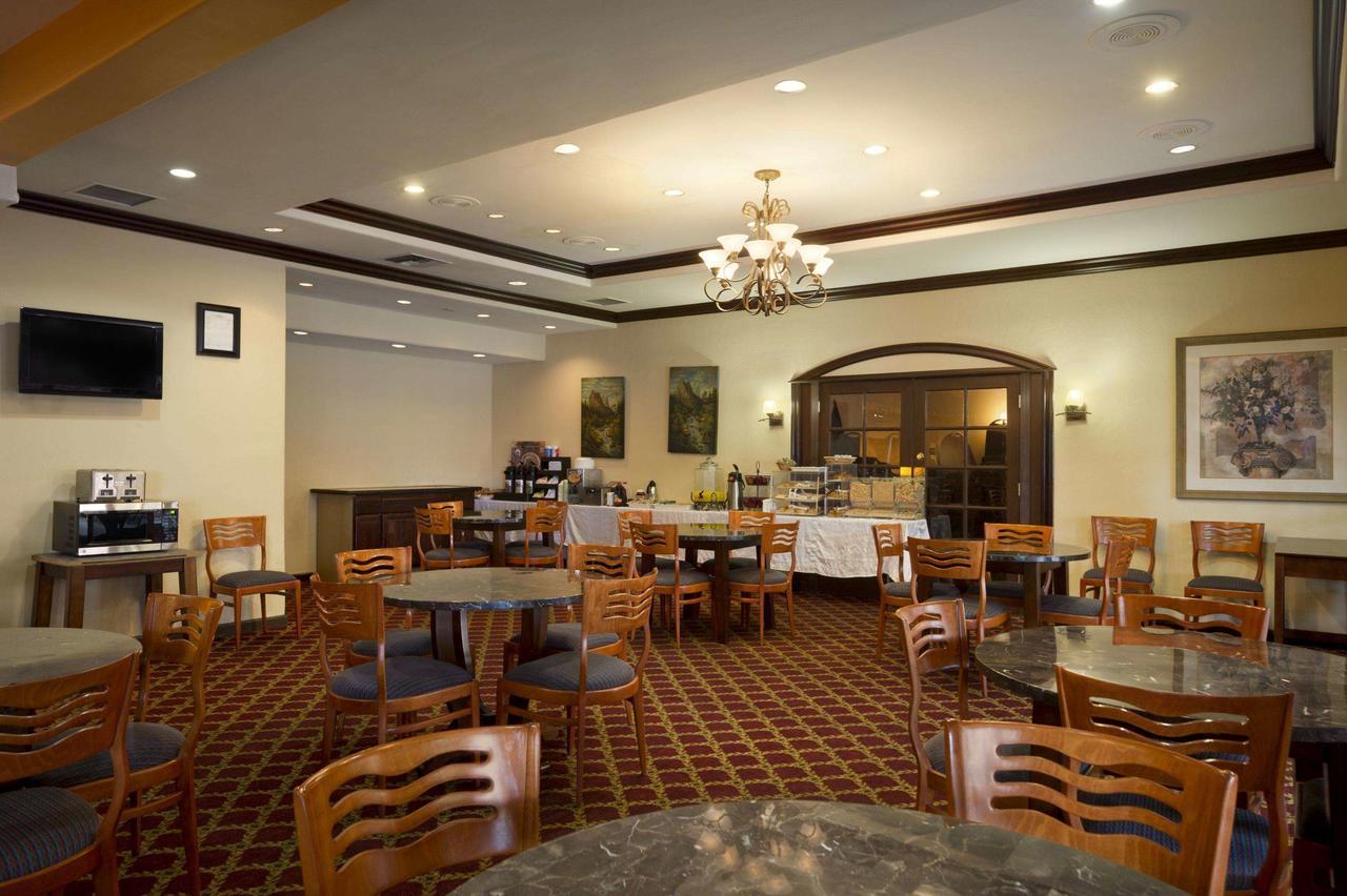 Ramada By Wyndham Kissimmee Downtown Hotel Ngoại thất bức ảnh